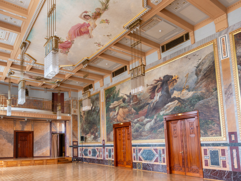 Vivaldi Four Seasons in Municipal House