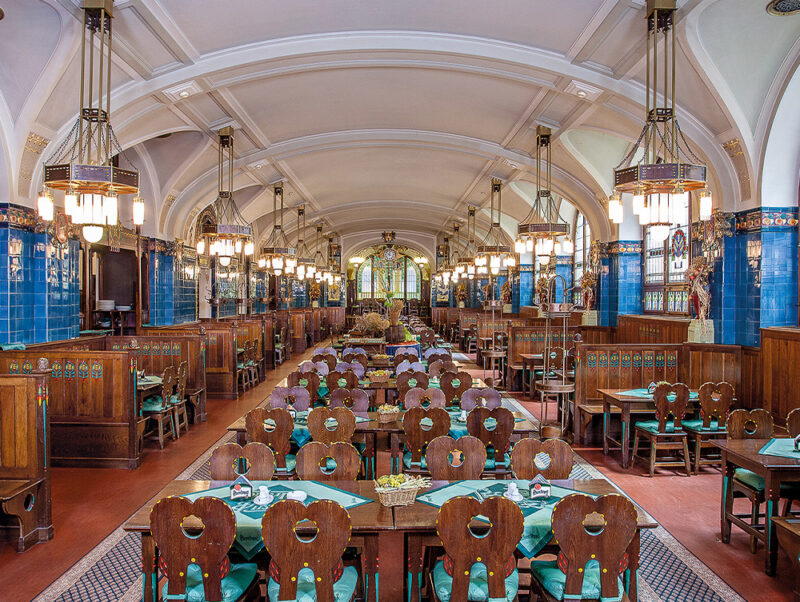 Pilsner pub Municipal house