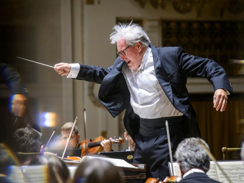 Nedokončená & Chvalozpěv