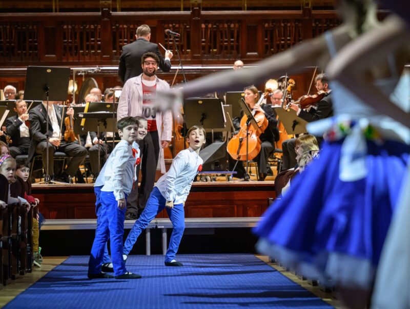 Orchestr na dotek – Hudba k vodě