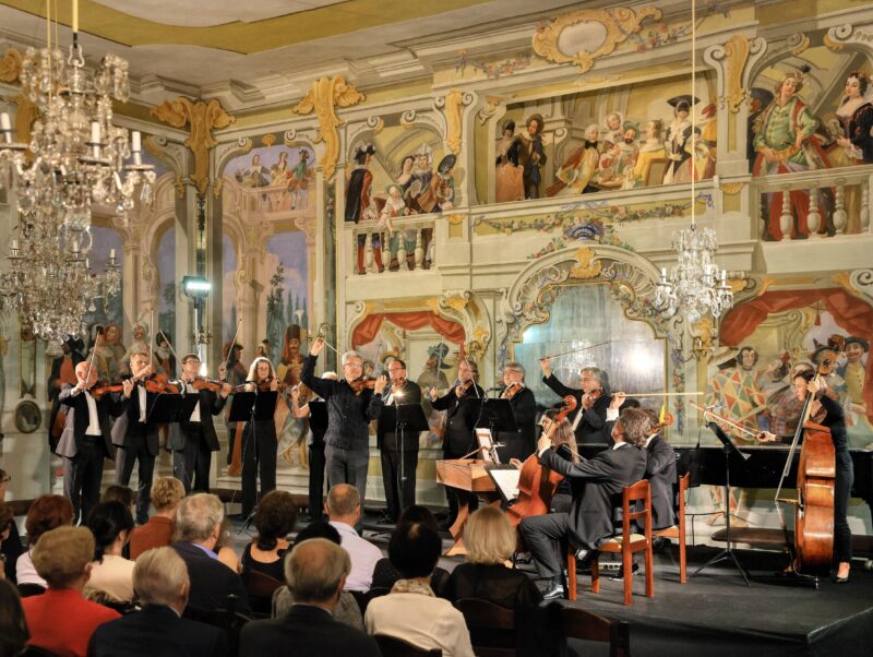 A.Vivaldi – Čtvero ročních dob a vánoční koledy